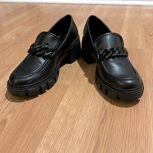 Madden Girl women’s size 10 black loafer
